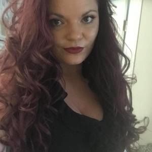 Meet your Posher, Cassandra